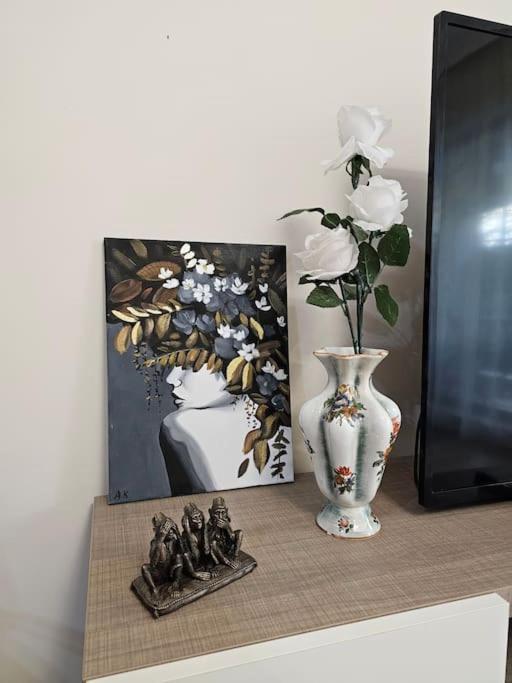 Serenity In The Heart Of Varna With Parking ภายนอก รูปภาพ