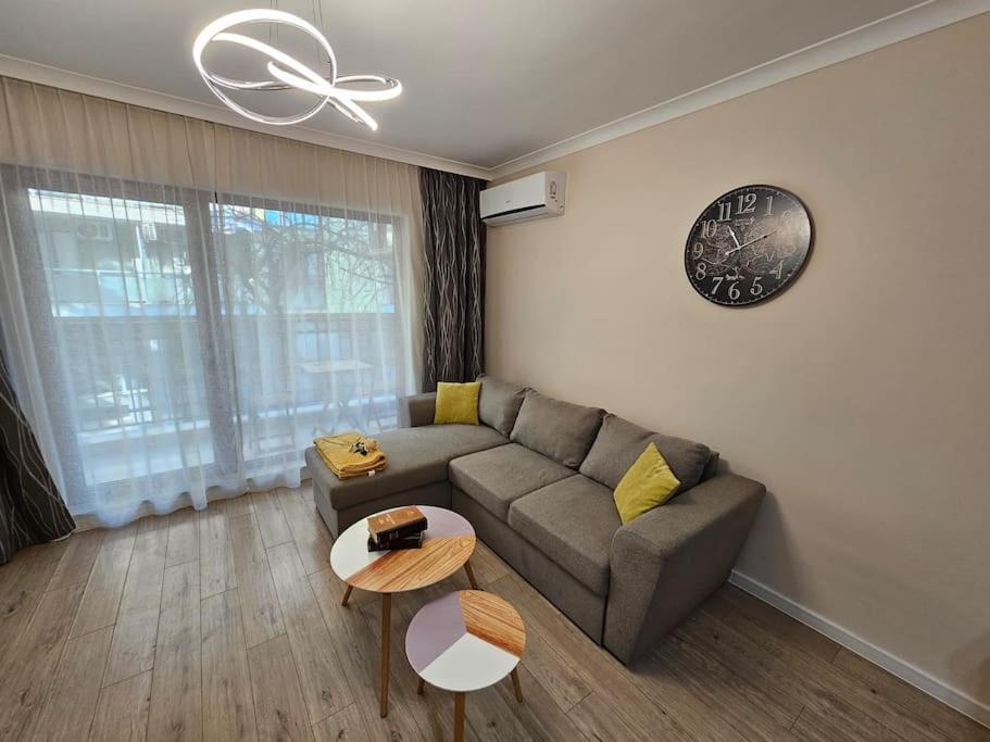 Serenity In The Heart Of Varna With Parking ภายนอก รูปภาพ